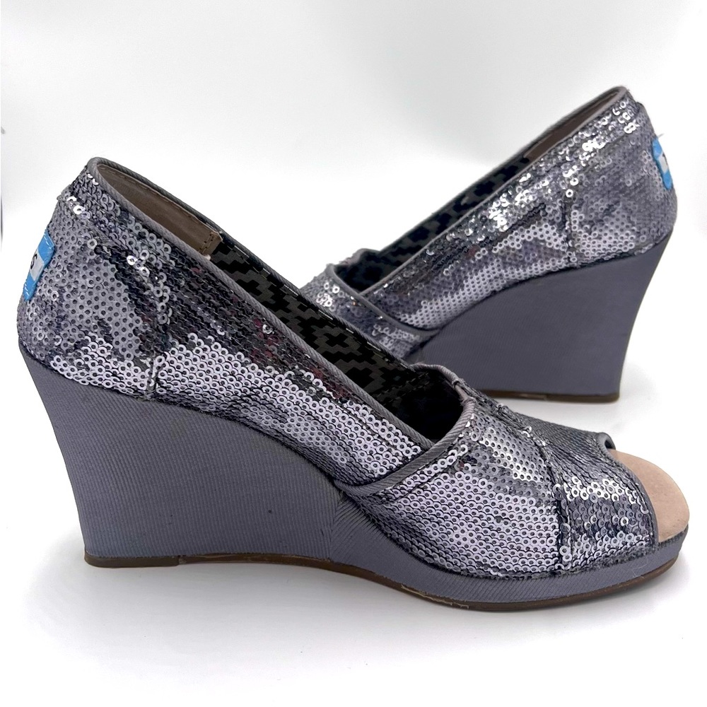 Toms Peep Toe Sequin Wedge Sz 5